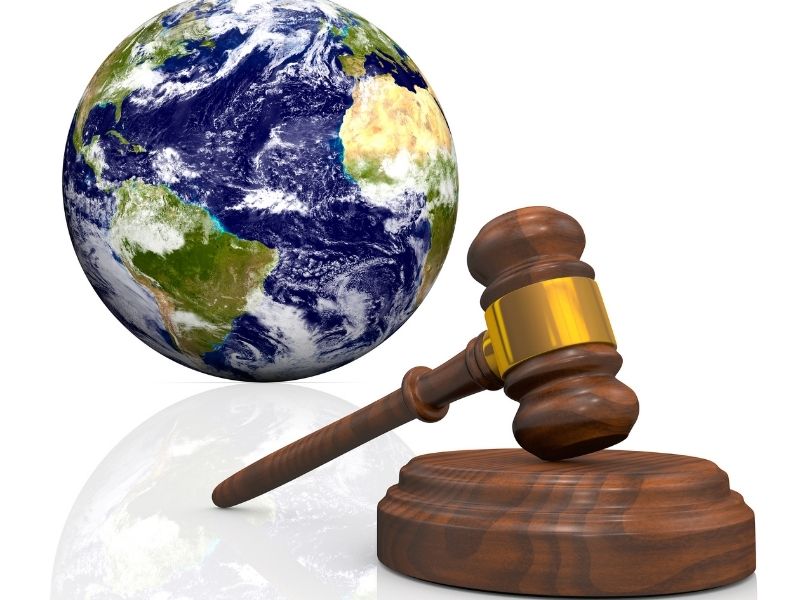القانون الدولي الإنساني